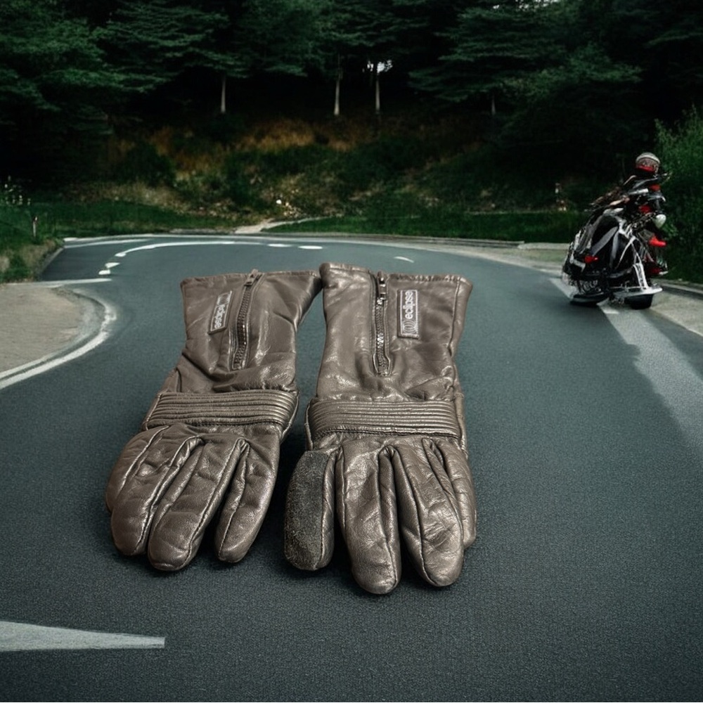 Eclipse Men's black leather Gloves